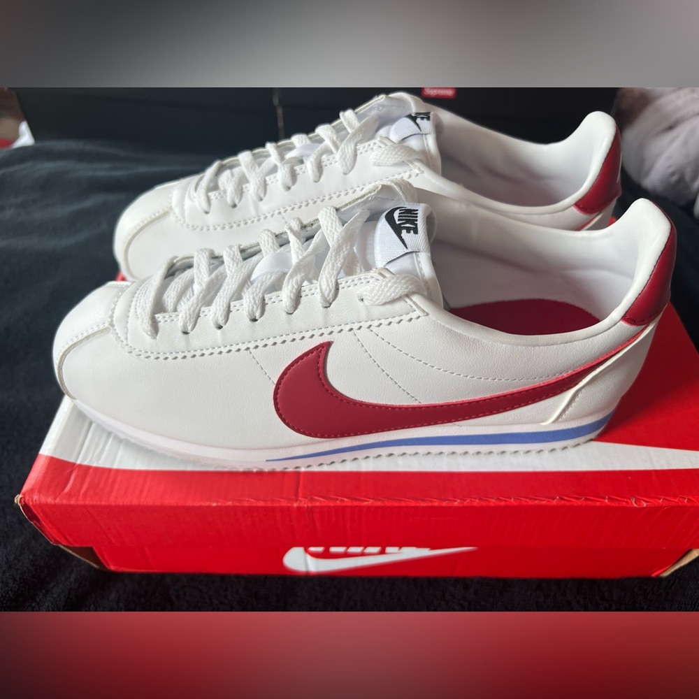 Nike classic Cortez leather sneakers women size 10